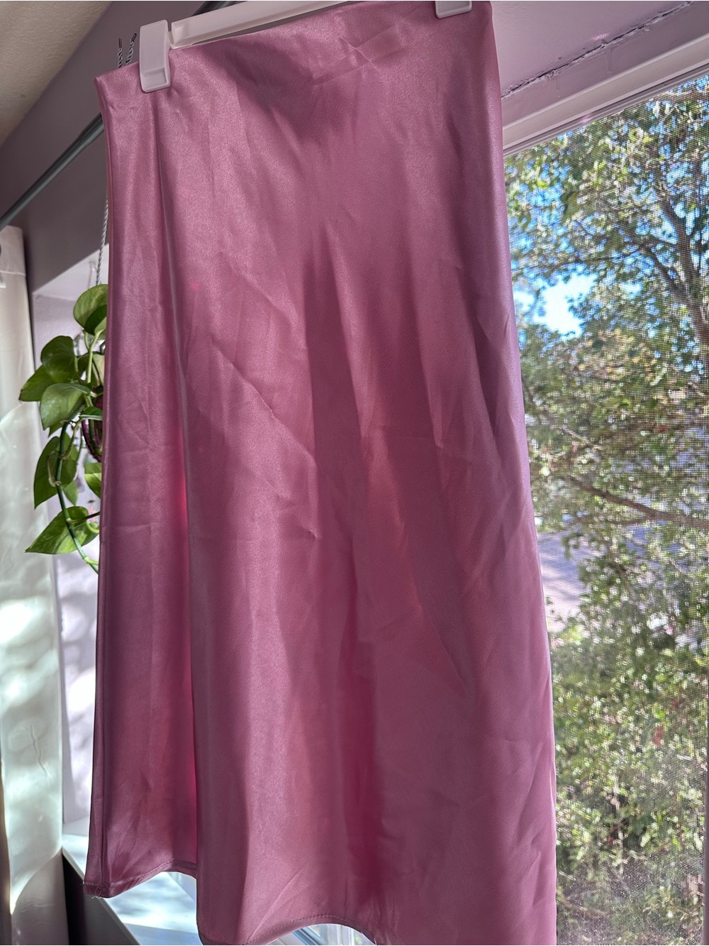 Hot Kiss Satin Midi Skirt in Dusty Pink